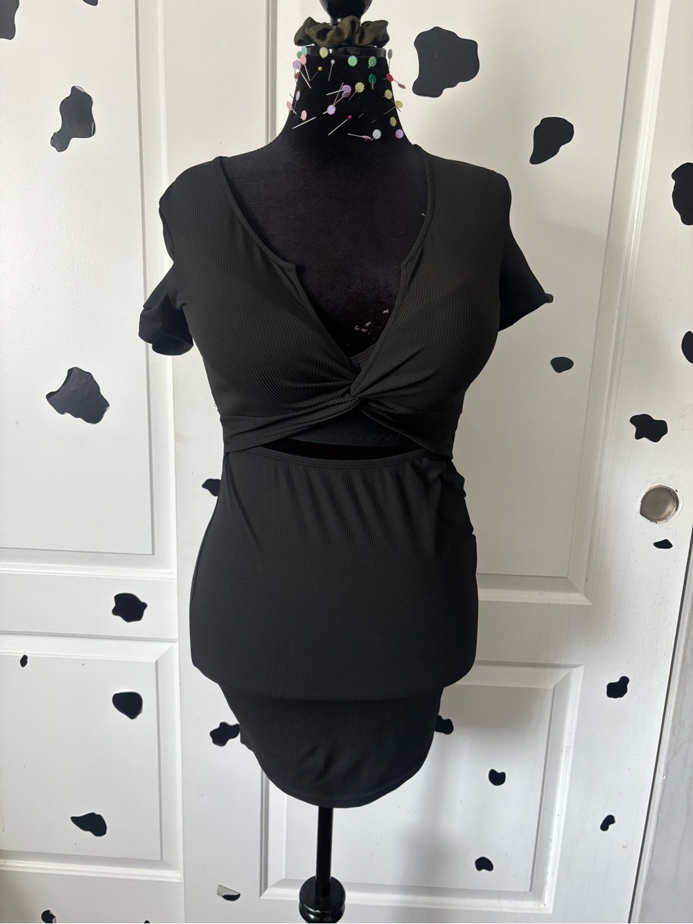 SHEIN Black Twist-Front Midi Dress
